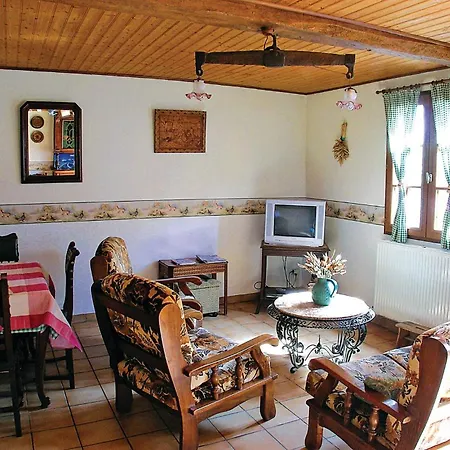 3 Bedroom Beautiful In Boucres