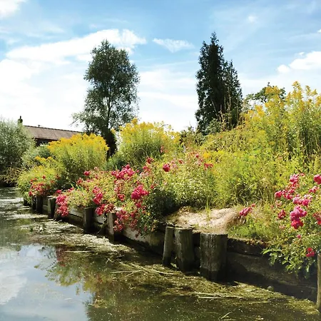 Semesterbostad 3 Bedroom Amazing In Boucres Hames-Boucres