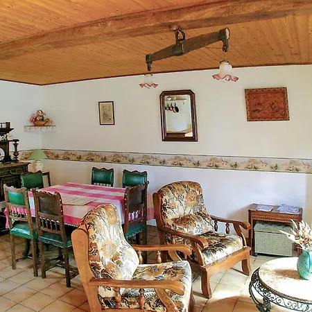 3 Bedroom Beautiful In Boucres Hames-Boucres