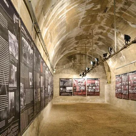 Semesterbostad 3 Bedroom Amazing In Boucres